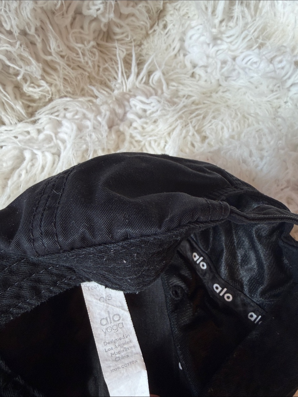 ALO YOGA | Black Cap with White Logo - Picture 2 of 3